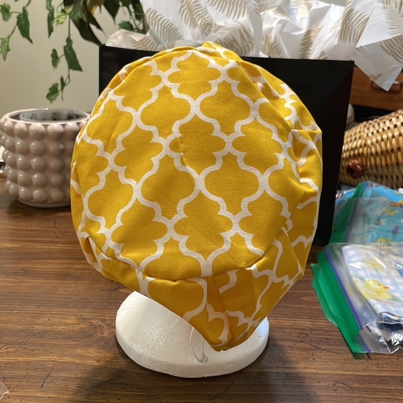 Womens Euro scrub cap brand new - Picture 2 of 3